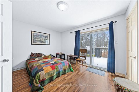 Photo 22 at 102 Henry Street, Wellington, Barrie