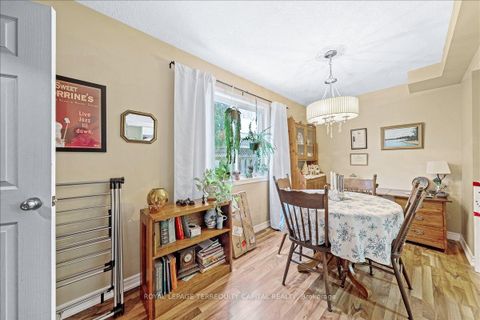 Photo 33 at 102 Henry Street, Wellington, Barrie