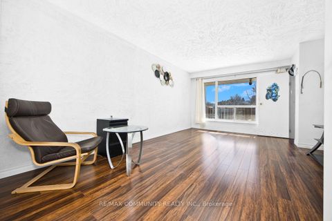 Photo 3 at 74 Glenstroke Drive, Malvern West, Toronto