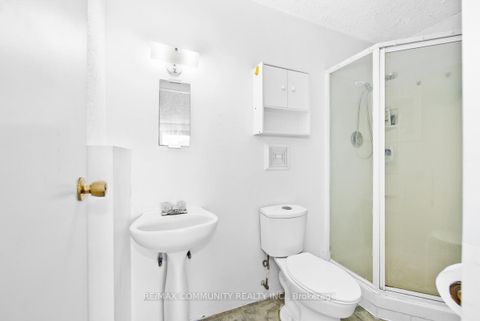 Photo 5 at 74 Glenstroke Drive, Malvern West, Toronto