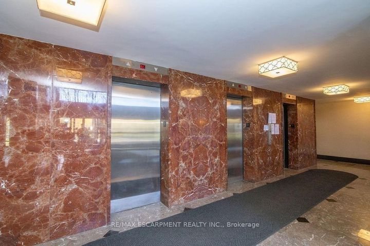 Photo 8 at 1512 - 500 GREEN Road, Lakeshore, Hamilton