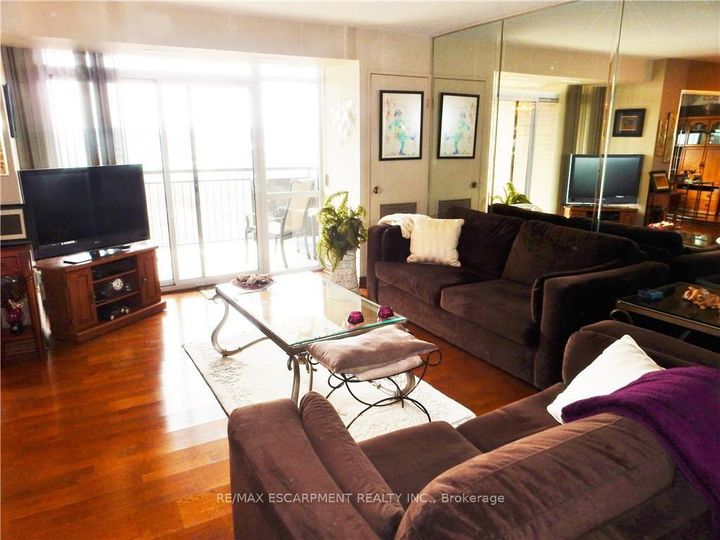 Photo 17 at 1512 - 500 GREEN Road, Lakeshore, Hamilton