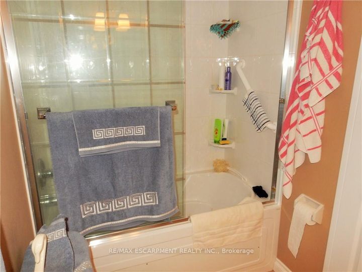 Photo 25 at 1512 - 500 GREEN Road, Lakeshore, Hamilton