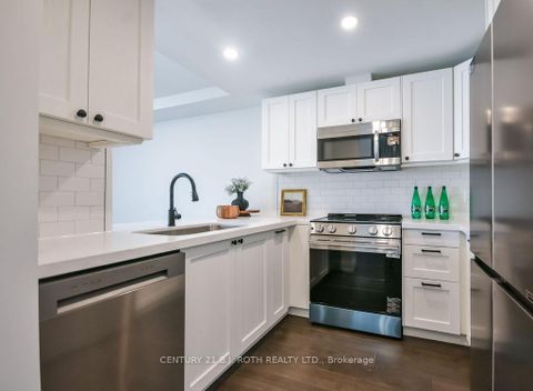 Photo 2 at 314 - 268 Ridley Boulevard, Nortown, Toronto