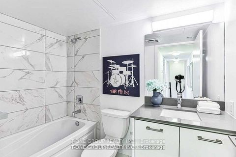 Photo 10 at 92 McGill Street, Yonge Corridor, Toronto