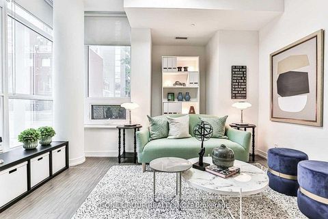 Photo 11 at 92 McGill Street, Yonge Corridor, Toronto