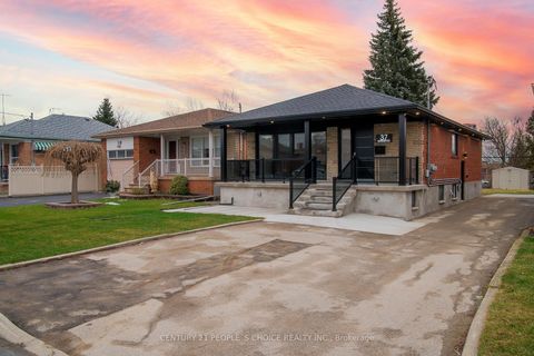 Photo 1 at 37 Bentworth Avenue, Glen Park, Toronto