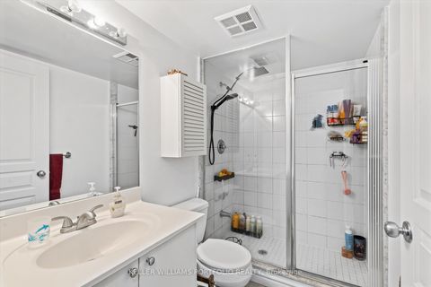 Photo 9 at 205 - 801 Bay Street, Bay Street Corridor, Toronto