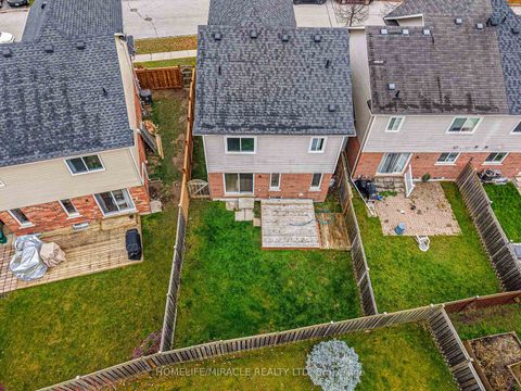 Photo 37 at 12 Diana Way, Shore, Barrie