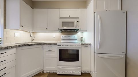 Photo 8 at 1403 - 4 Park Vista Crescent, Parkview, Toronto