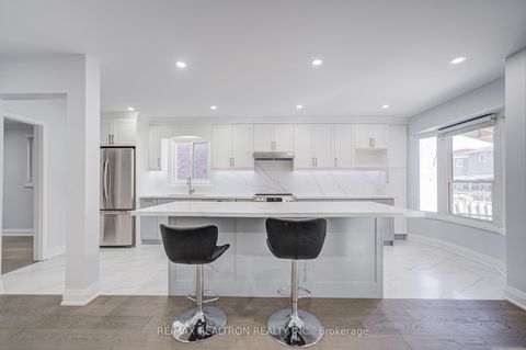 Photo 9 at 32 Wessex Place, Agincourt North, Toronto