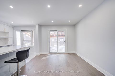 Photo 12 at 32 Wessex Place, Agincourt North, Toronto