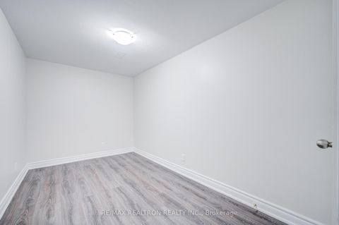 Photo 26 at 32 Wessex Place, Agincourt North, Toronto