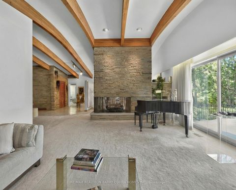 Photo 3 at 28 Daleberry Place, Don Mills, Toronto