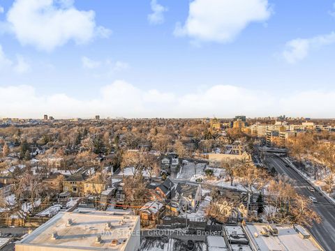 Photo 11 at 1910 - 2020 Bathurst Street, Cedarvale, Toronto