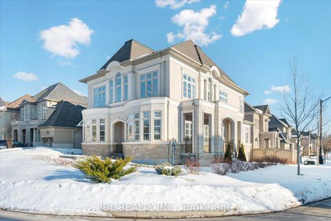 Photo 2 at 62 Silver Sterling Crescent, Vellore Village, Vaughan