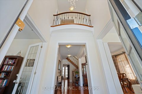 Photo 6 at 62 Silver Sterling Crescent, Vellore Village, Vaughan