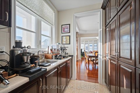 Photo 20 at 62 Silver Sterling Crescent, Vellore Village, Vaughan