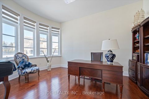 Photo 21 at 62 Silver Sterling Crescent, Vellore Village, Vaughan