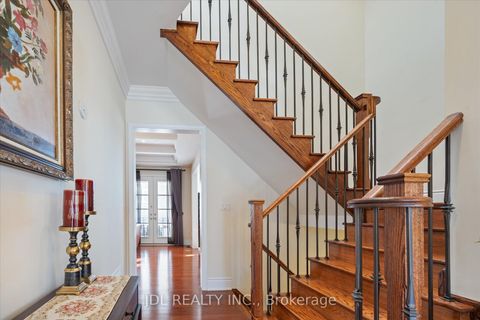 Photo 24 at 62 Silver Sterling Crescent, Vellore Village, Vaughan