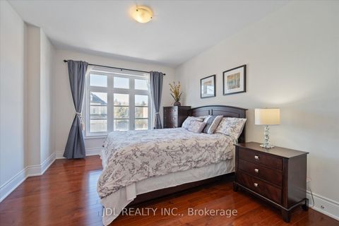 Photo 36 at 62 Silver Sterling Crescent, Vellore Village, Vaughan