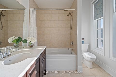 Photo 40 at 62 Silver Sterling Crescent, Vellore Village, Vaughan