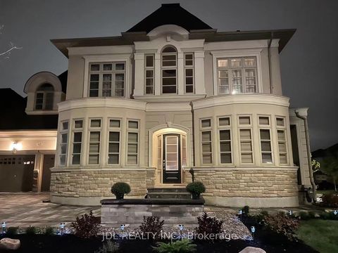 Photo 47 at 62 Silver Sterling Crescent, Vellore Village, Vaughan