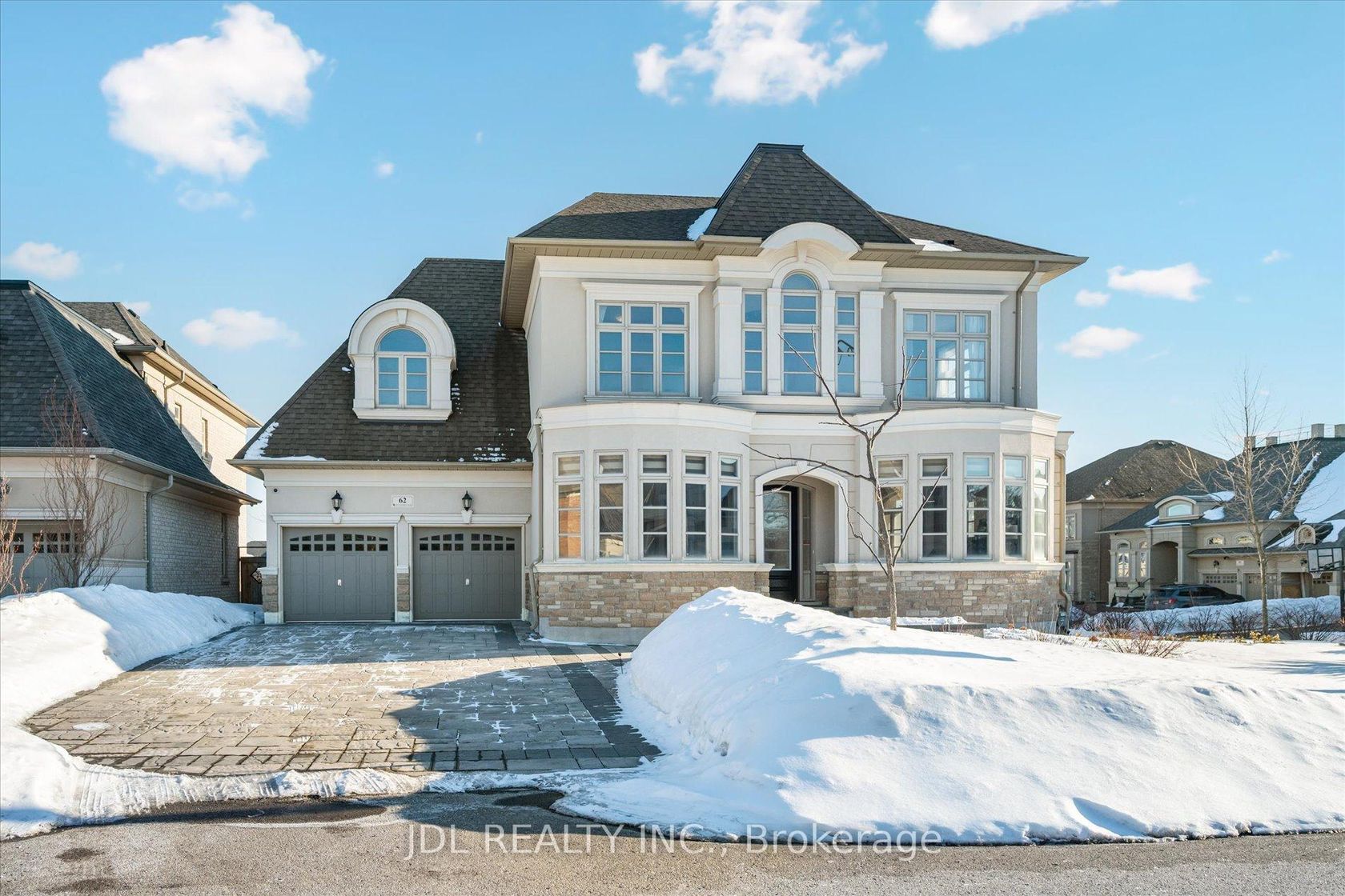 62 Silver Sterling Crescent, Vellore Village, Vaughan photo number 2