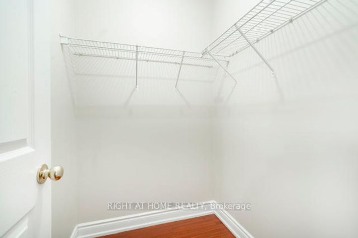 Photo 18 at 7438 Magistrate Terrace, Meadowvale Village, Mississauga