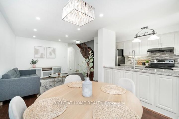 Photo 35 at 7438 Magistrate Terrace, Meadowvale Village, Mississauga