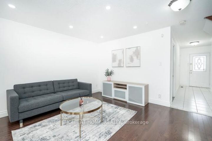 Photo 40 at 7438 Magistrate Terrace, Meadowvale Village, Mississauga