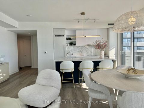 Photo 2 at 5811 - 55 Cooper Street, Waterfront Communities C8, Toronto