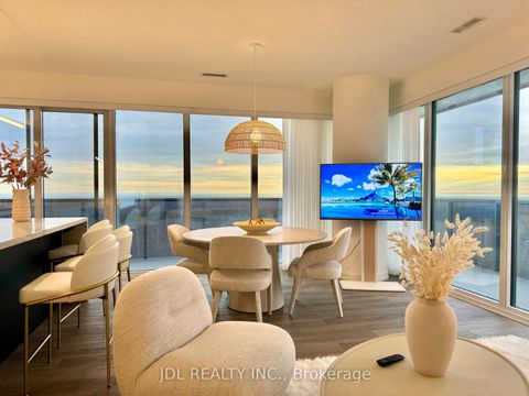 Photo 6 at 5811 - 55 Cooper Street, Waterfront Communities C8, Toronto