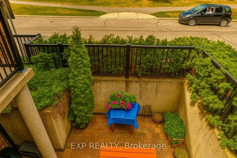 Photo 11 at 132 - 760 Lawrence Avenue W, Glen Park, Toronto