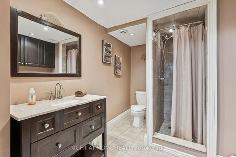 Photo 38 at 10 Claudia Avenue, West Woodbridge, Vaughan