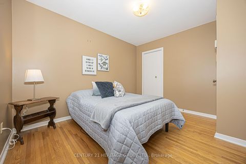 Photo 26 at 62 Fairway Drive, Aurora Highlands, Aurora