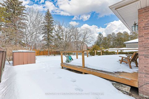 Photo 35 at 62 Fairway Drive, Aurora Highlands, Aurora