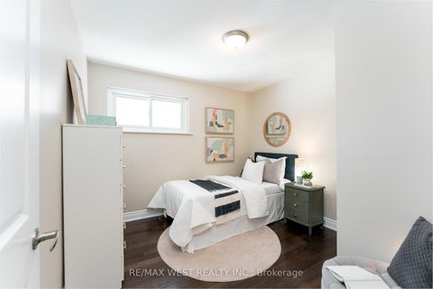Photo 18 at 57 Alpaca Drive, Woburn, Toronto