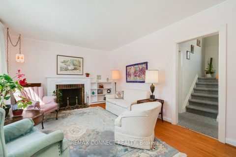 Photo 4 at 5 Queensgrove Road, Cliffside, Toronto
