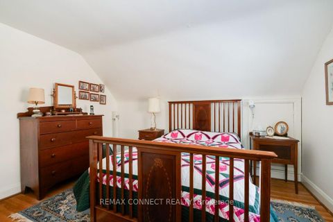 Photo 12 at 5 Queensgrove Road, Cliffside, Toronto