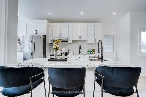 Photo 0 at 21 Holford Crescent, Sullivan, Toronto