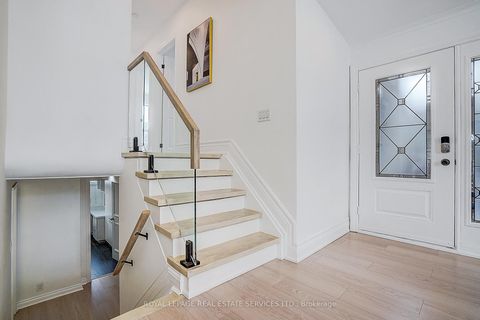 Photo 17 at 21 Holford Crescent, Sullivan, Toronto