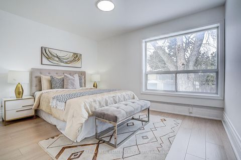 Photo 19 at 21 Holford Crescent, Sullivan, Toronto