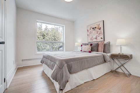Photo 27 at 21 Holford Crescent, Sullivan, Toronto