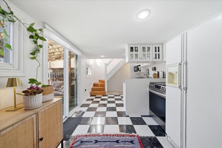 Photo 4 at 72 Thirteenth Street, New Toronto, Toronto