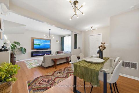 Photo 2 at 72 Thirteenth Street, New Toronto, Toronto