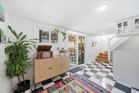 Photo 3 at 72 Thirteenth Street, New Toronto, Toronto