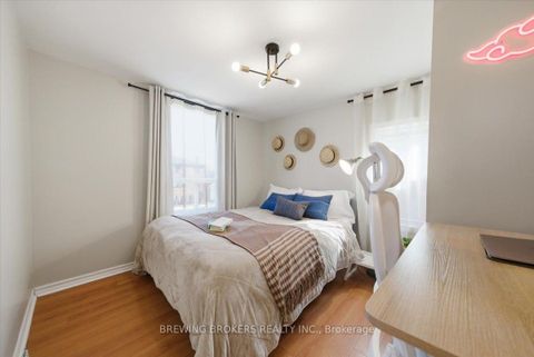 Photo 6 at 72 Thirteenth Street, New Toronto, Toronto