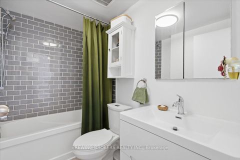 Photo 8 at 72 Thirteenth Street, New Toronto, Toronto