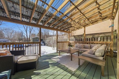 Photo 9 at 72 Thirteenth Street, New Toronto, Toronto